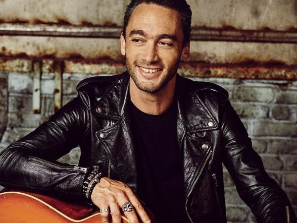 Jean-Baptiste Guegan : La voix de Johnny